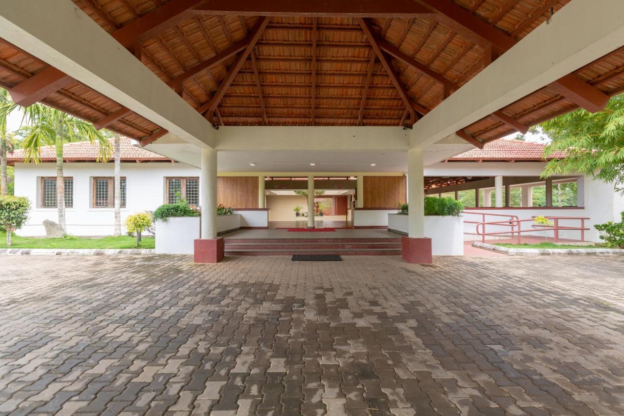 Kstdc Hotel Mayura Yagachi, Belur Belur  Εξωτερικό φωτογραφία